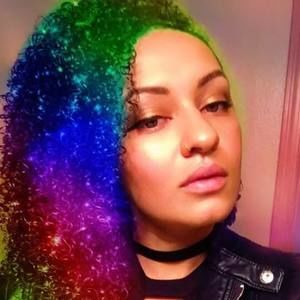 Meet your Posher, Charyce